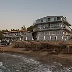 Hotell Golden Coast Beachfront