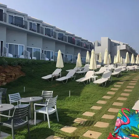 Отель Golden Coast Кипсели