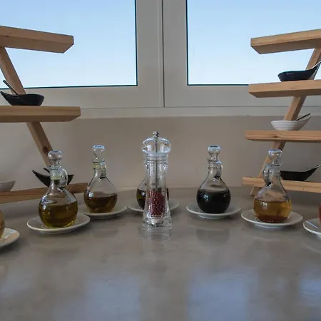 מלון Golden Coast Beachfront