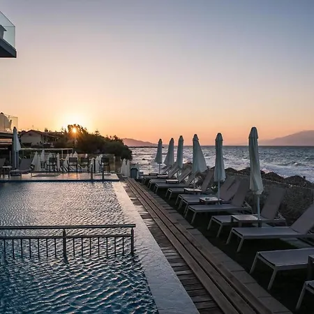 Golden Coast Beachfront 4* Kypseli