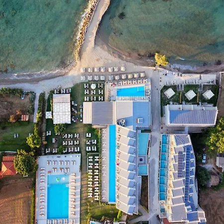 Golden Coast Beachfront