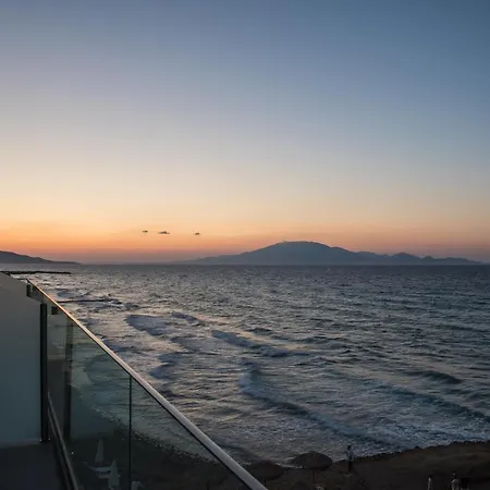 Hotel Golden Coast Beachfront Kypseli