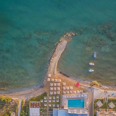 Otel Golden Coast Beachfront