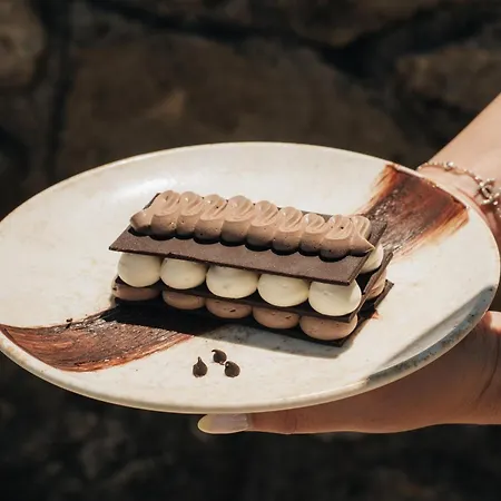 Otel Golden Coast Beachfront Kypseli