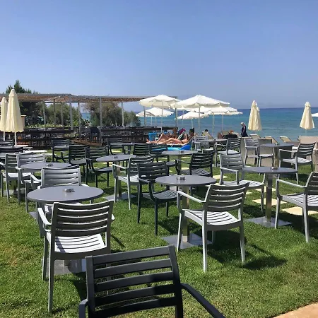 Hotel Golden Coast 4*