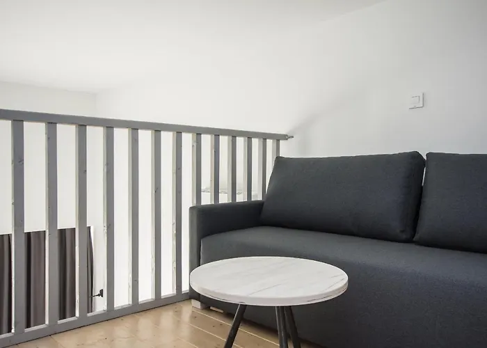 Golden Coast Beachfront Hotel